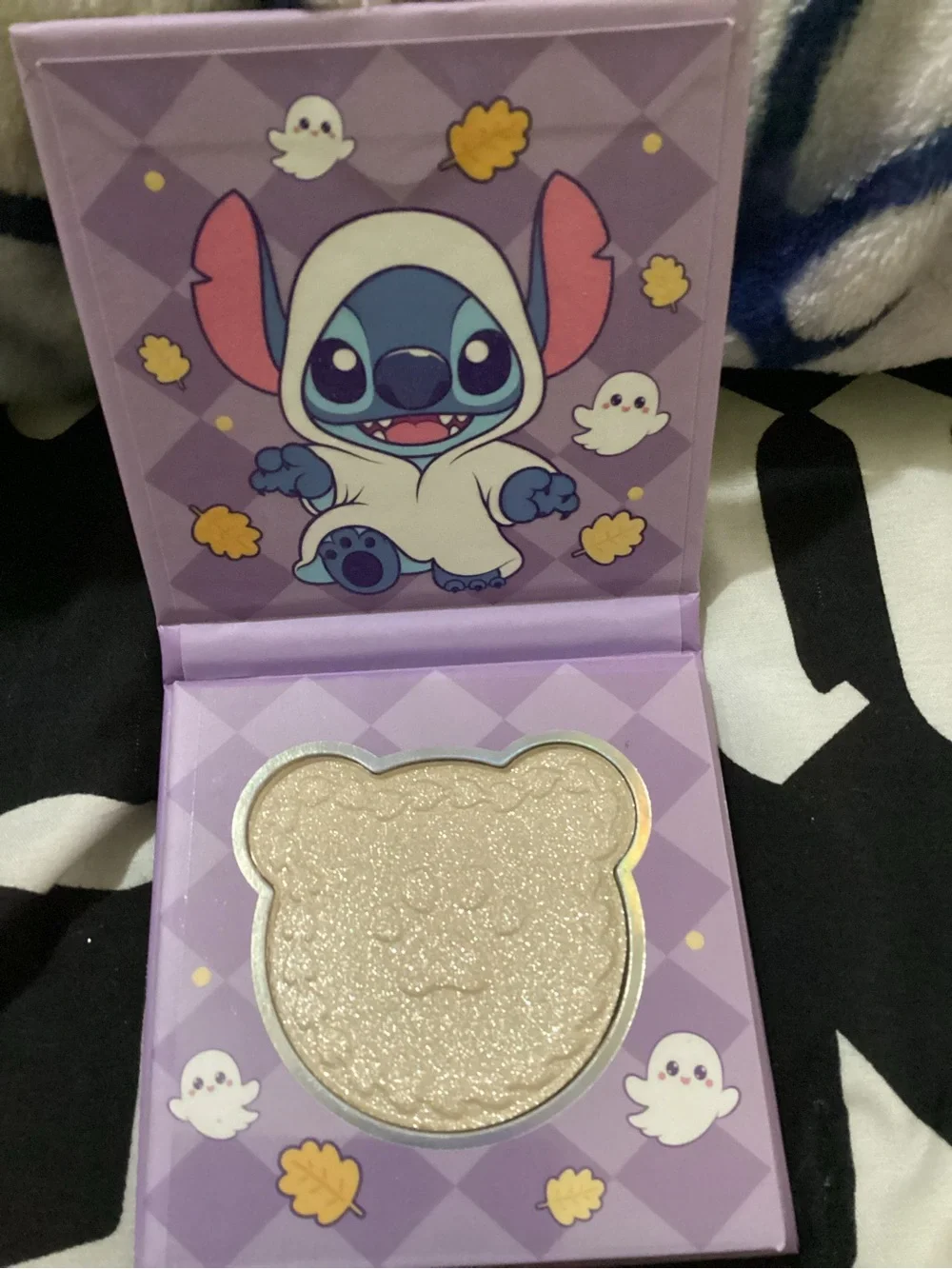 Purple Stitch Character eye shadow  - Cute Ghosts & Leaves